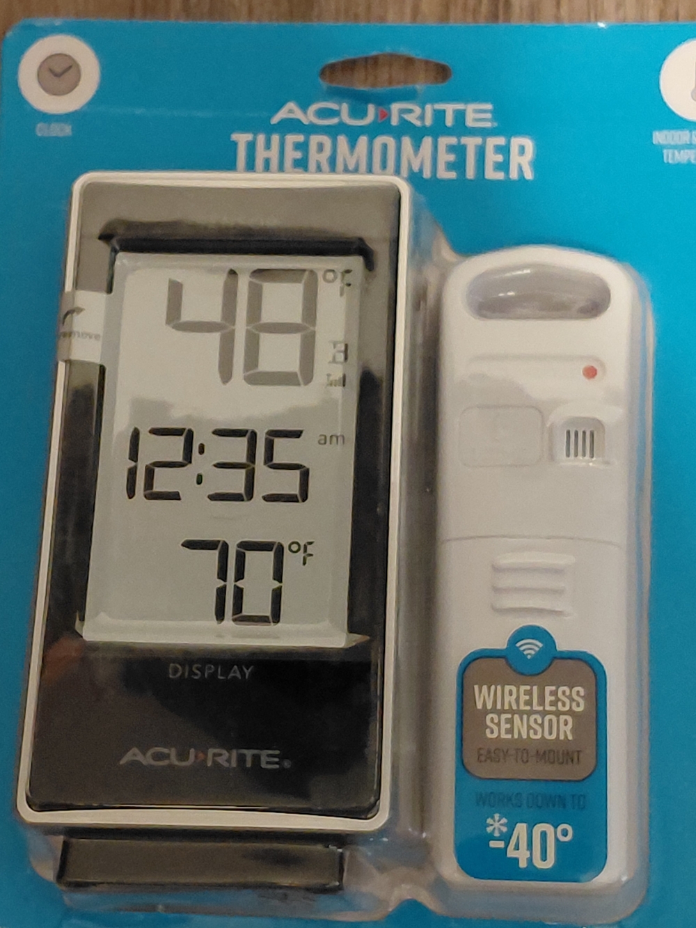 AcuRite Wireless Indoor Outdoor Thermometer LCD Display Accurate Temperature